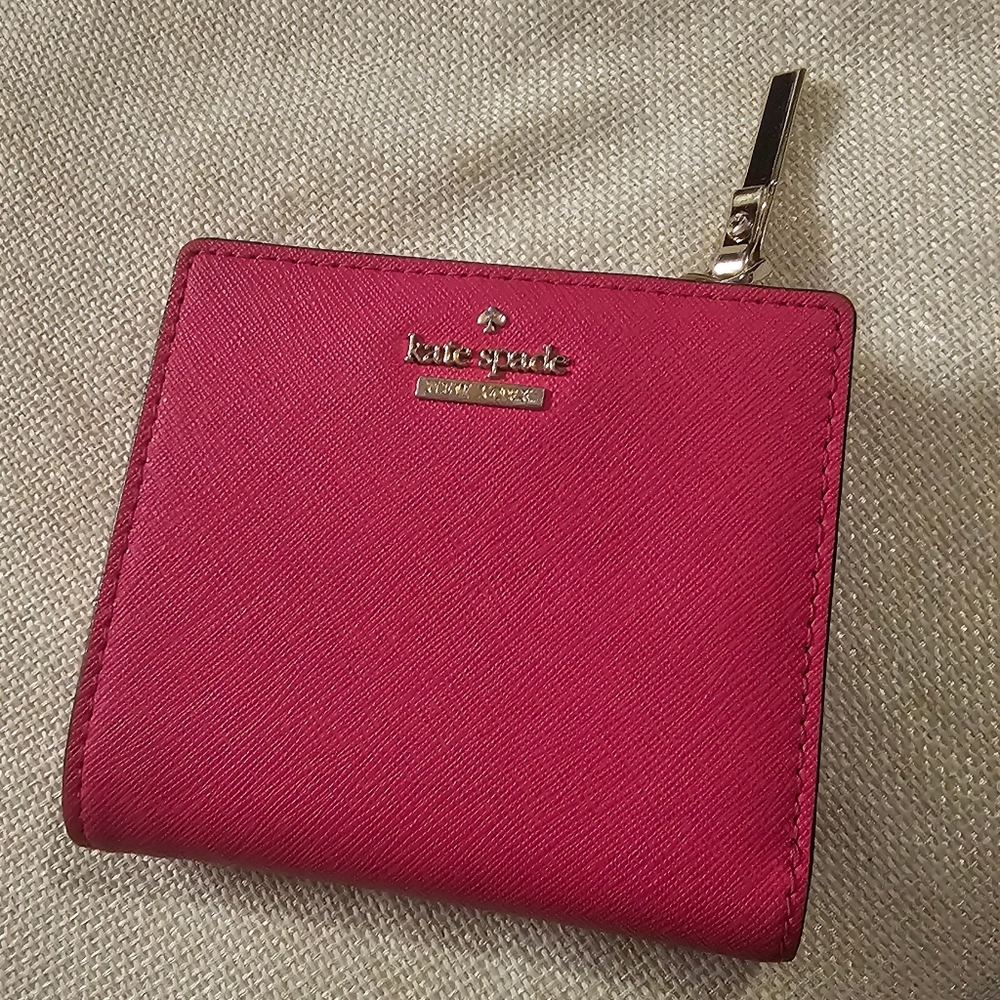 Kate Spade Cameron Street Adalyn Small Wallet Hot Pink Saffiano Leather EUC - Picture 12 of 13